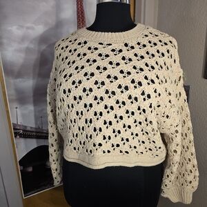 #0568 S/M ZENANA Lt Mocha Speckled Sweater 27"ptp 22"Long Balloon Slvs Rolld Hem